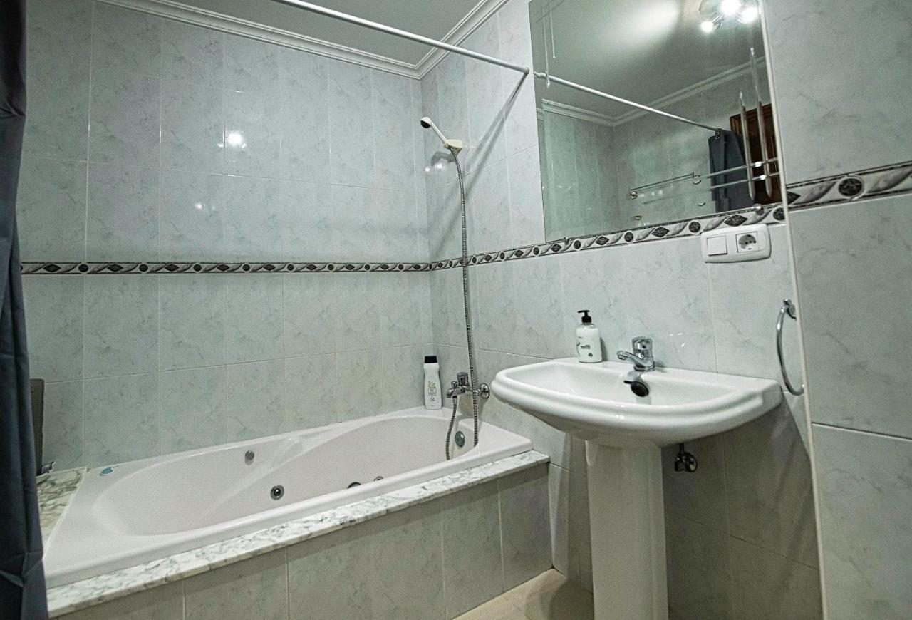 Apartamento Avelina Monforte De Lemos Extérieur photo